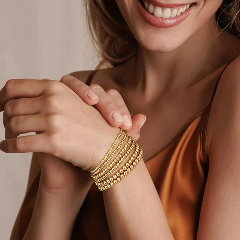 Pourquoi les bracelets de perles plaqués or 14 carats sont-ils un choix intelligent pour le style de tous les jours et la vente au détail de bijoux